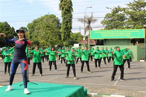 Detail Lambang Persit Kartika Chandra Kirana Koleksi Nomer