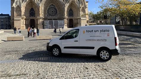 Livraison de plateaux repas à Reims pourquoi opter pour cette