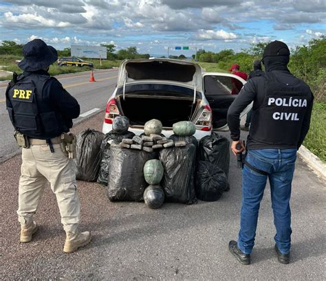 PRF e Polícia Civil prendem duas pessoas que transportavam 102 kg de