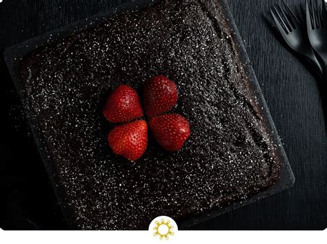 3 Ingredient Chocolate Cake With Strawberry Filling Recipe