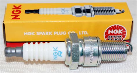 Set Of 4 Genuine NGK 7788 Spark Plugs BPR9ES EBay