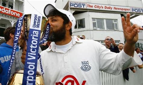 Pakistani Cricket Players: Mushtaq Ahmed Biography