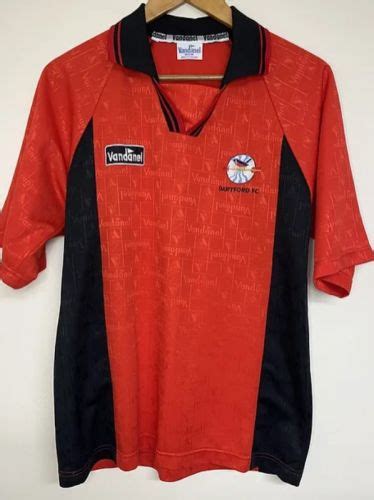 Dartford 1995 96 Kits