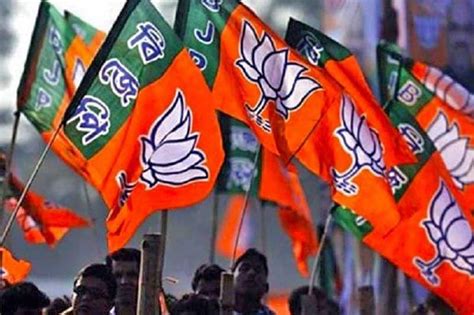 Ahead Of Maharashtra Polls Ncp Leaders Join Bjp Shiv Sena