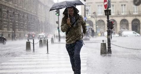 Dos frentes fríos dejan intensas lluvias en México