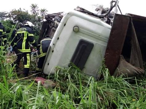 Côte d Ivoire au moins 17 morts dans un accident de la route près d