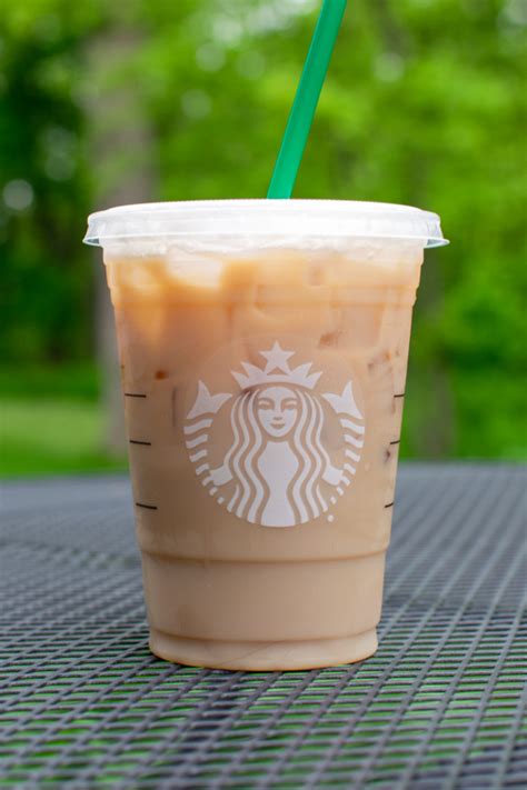 A Barista S Guide To Starbucks Tea Latte Menu Sweet Steep