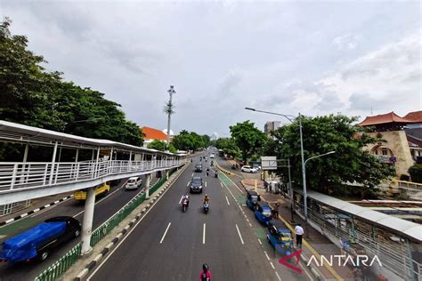 Cuaca DKI Jakarta Cerah Berawan ANTARA News Yogyakarta Berita