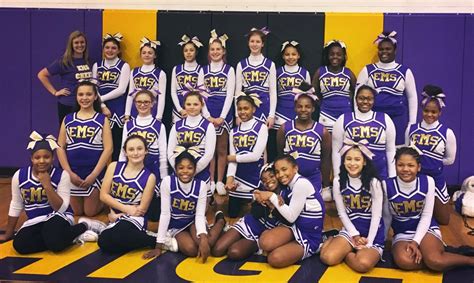 Elkton Middle School Cheerleaders Funded By Jj Watt Foundation High