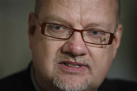 goertzen vows  set health care expectations winnipeg  press