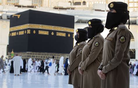 Industri Umrah Dan Visi Arab Saudi Kompas Id