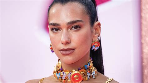 Dua Lipa Zehn Geheimnisse Des Popstars STERN De