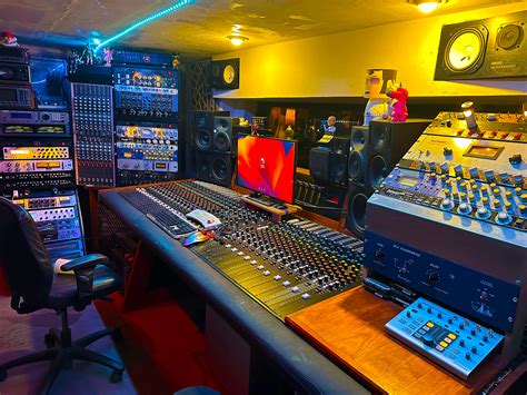 Full Well Recording Studio Phoenix Arizona