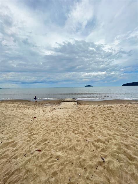 Assinada A Ordem De Servi O Para A Constru O De Novo Molhe Na Praia De