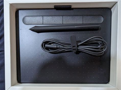 Wacom Intuos S (CTL 4100) Graphic Drawing Pen Tablet W/O BT, Computers ...