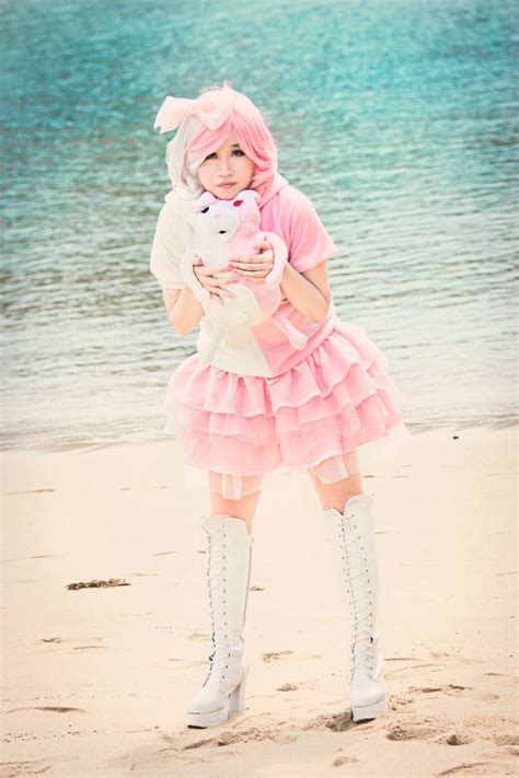Monomi Dangan Ronpa 2 By Elfangorveno On Deviantart