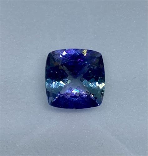 Greenish And Violetish Blue Tanzanite Ct Catawiki