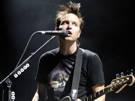 Simple Creatures Mark Hoppus Lance Un Nouveau Projet Rstlss