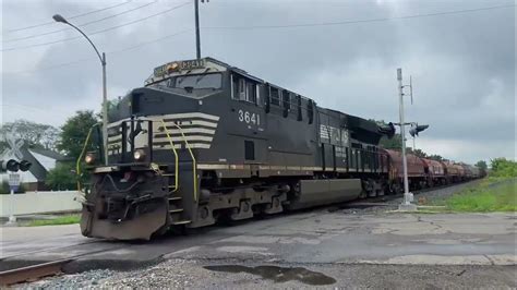 Railfanning In Wyandotte Mi Ns Sd 70ace Manifest Ns 332 Manifest