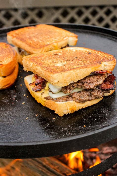 Burger Stuffed Onion Rings Over The Fire Cooking