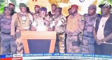 Gabon Colpo Di Stato Militari Annullano Le Elezioni In Migliaia In