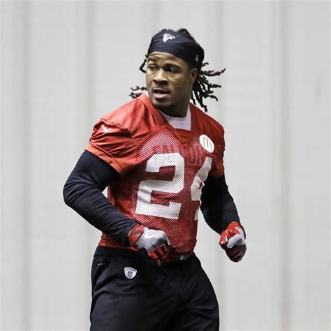 Devonta Freeman Says He's 'Patient' About Negotiating New Contract with ...