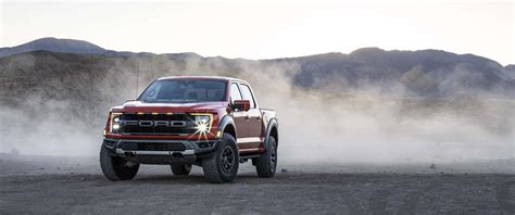 Descargar Fondos De Elford F Raptor Est Conduciendo A Trav S