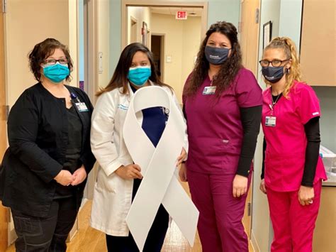 Mcleod Seacoast Pulmonary Team Raises Awareness Of Lung Cancer