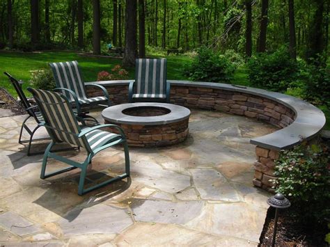 10 Flagstone Fire Pit Ideas