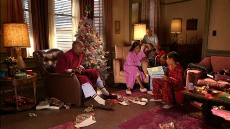 Everybody Hates Christmas - Everybody Hates Chris S01E11 | TVmaze