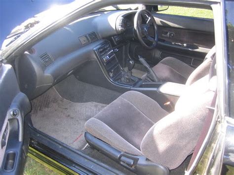car cor car cur cuk: Nissan Skyline R32 Interior