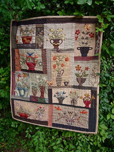 BusyBeeFree Yoko Saito Floral Bouquet Quilt Finished