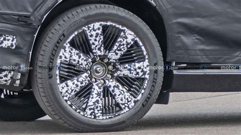 Cadillac Escalade Iq Electric Prototype Spied For The