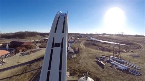 Verrückt le plus grand toboggan aquatique du monde Masculin