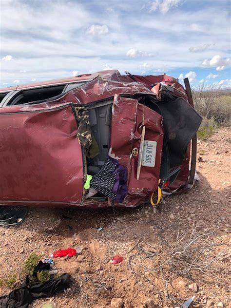 Alleged Car Thief Crashes After Fleeing Border Patrol Checkpoint At