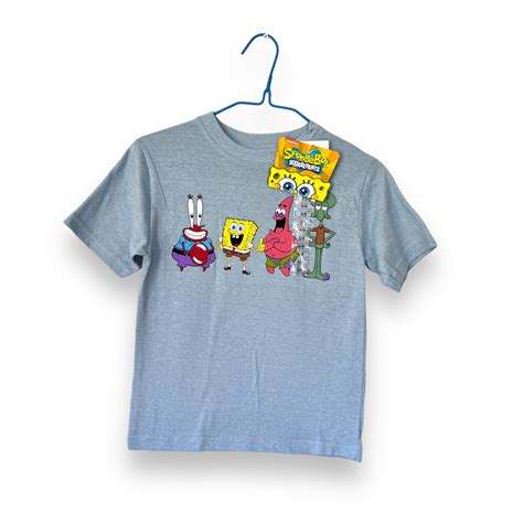 Polera Ni O Bob Esponja La Maleta Por El Mundo