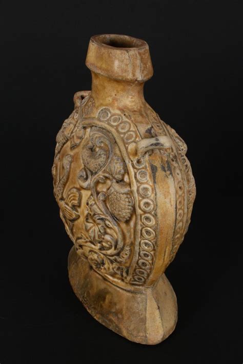 sold price chinese tang dynasty   pilgrim flask invalid