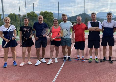 Aouste sur Sye Tennis début du championnat dautomne