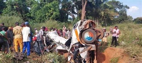 Une Collision Entre Un Bus Et Un Camion Fait Plus De Morts En Guin E