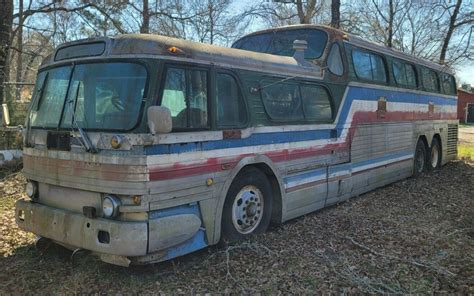 Parlor Coach 1956 Gm Greyhound Scenicruiser Bus Barn Finds