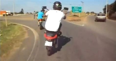 G Motociclistas Publicam V Deos De Manobras Irregulares Na Internet