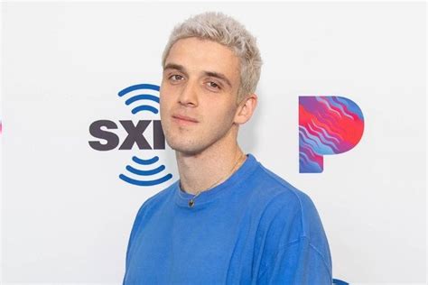 Lirik Dan Chord Lagu Love Somebody Lauv