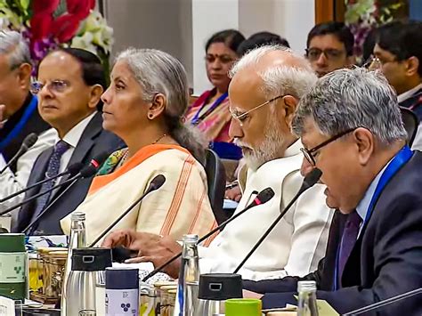 Modi Government Reconstitutes Niti Aayog