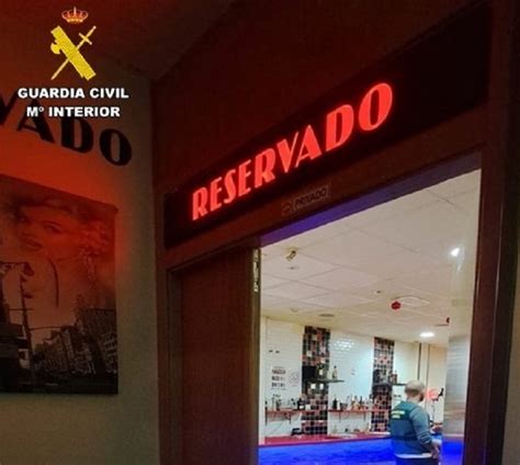 Guardia Civil Libera A Una Mujer Retenida Y Detiene A Dos Personas Por