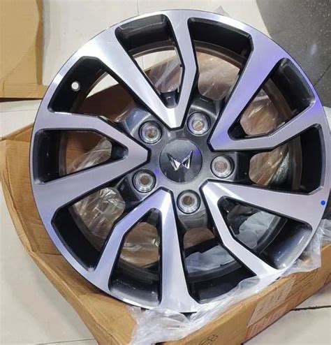 Heavy Vehicle Scorpio n Alloy Wheels at Rs 55000/set in Indore | ID: 2851548276673