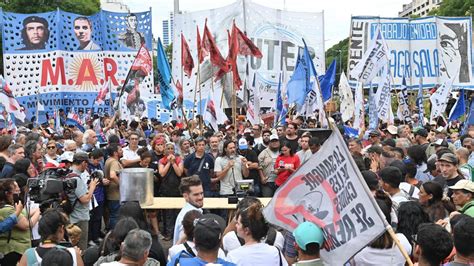 Presidente De Argentina Javier Milei Enfrenta La Primera Huelga General