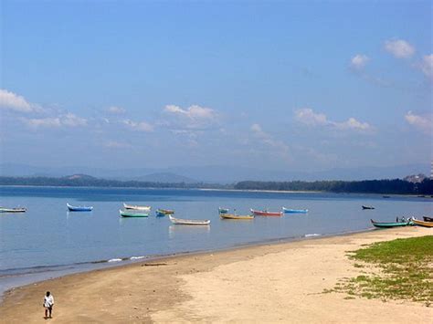 Karwar | Sightseeing in Karwar | Beaches in Karwar