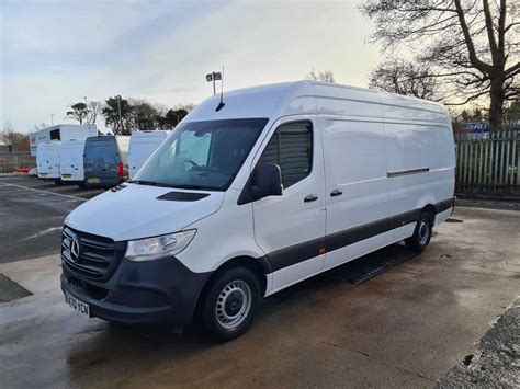 3 5 Tonne Mercedes Benz Sprinter 315 Progressive L3H2 RWD Van Truck For