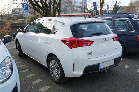 2012 Toyota Auris Limousine 5T Heck Joachim Hofmann Flickr