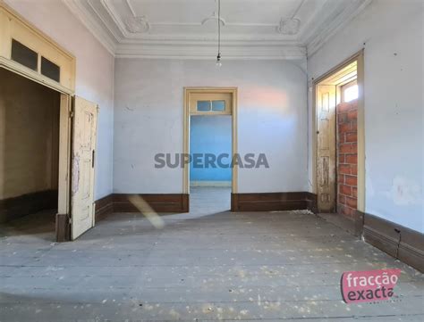 Moradia Casa Antiga T Venda Em Cortega A Supercasa